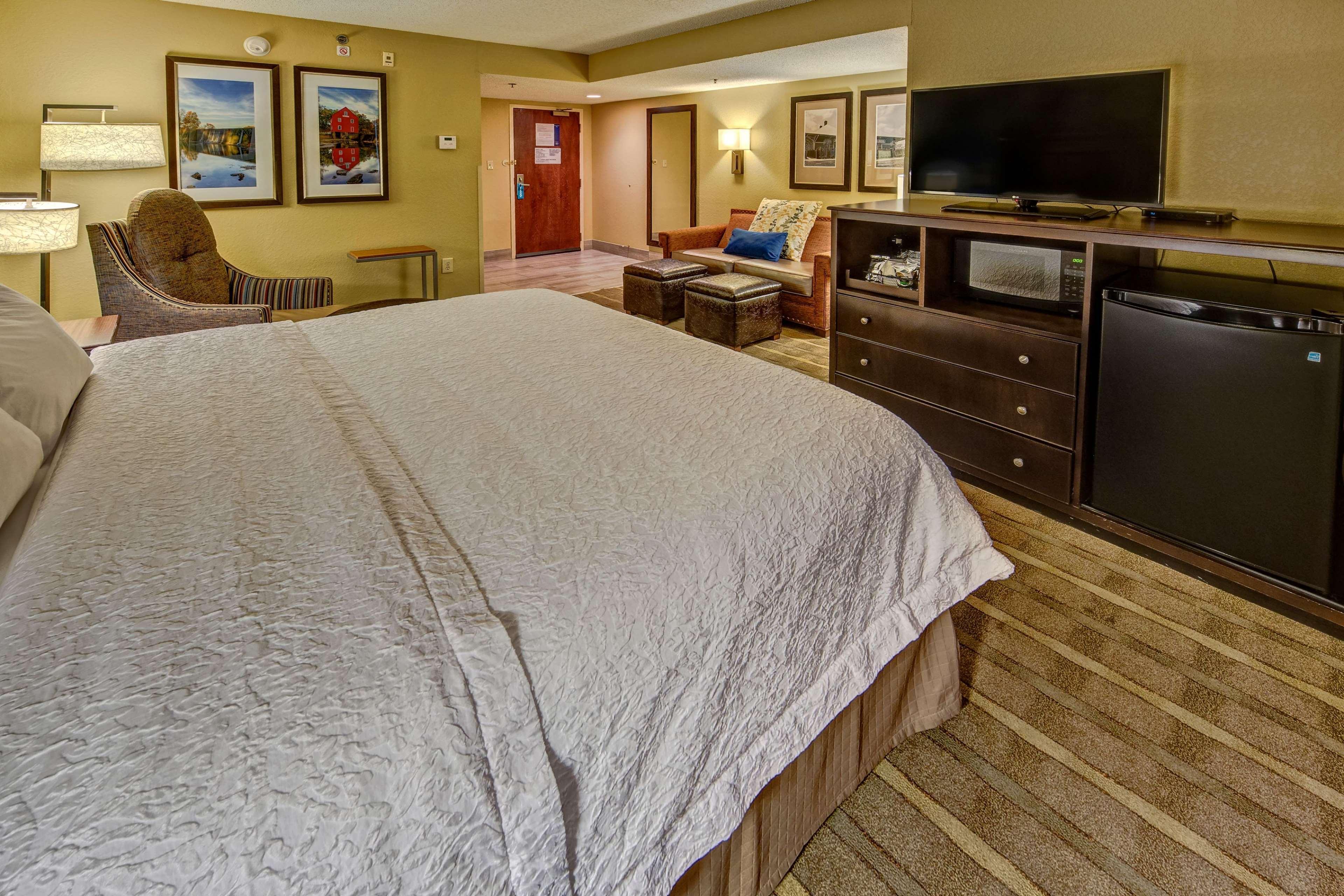 Hampton Inn Atlanta-Peachtree Corners/נורקרוס מראה חיצוני תמונה