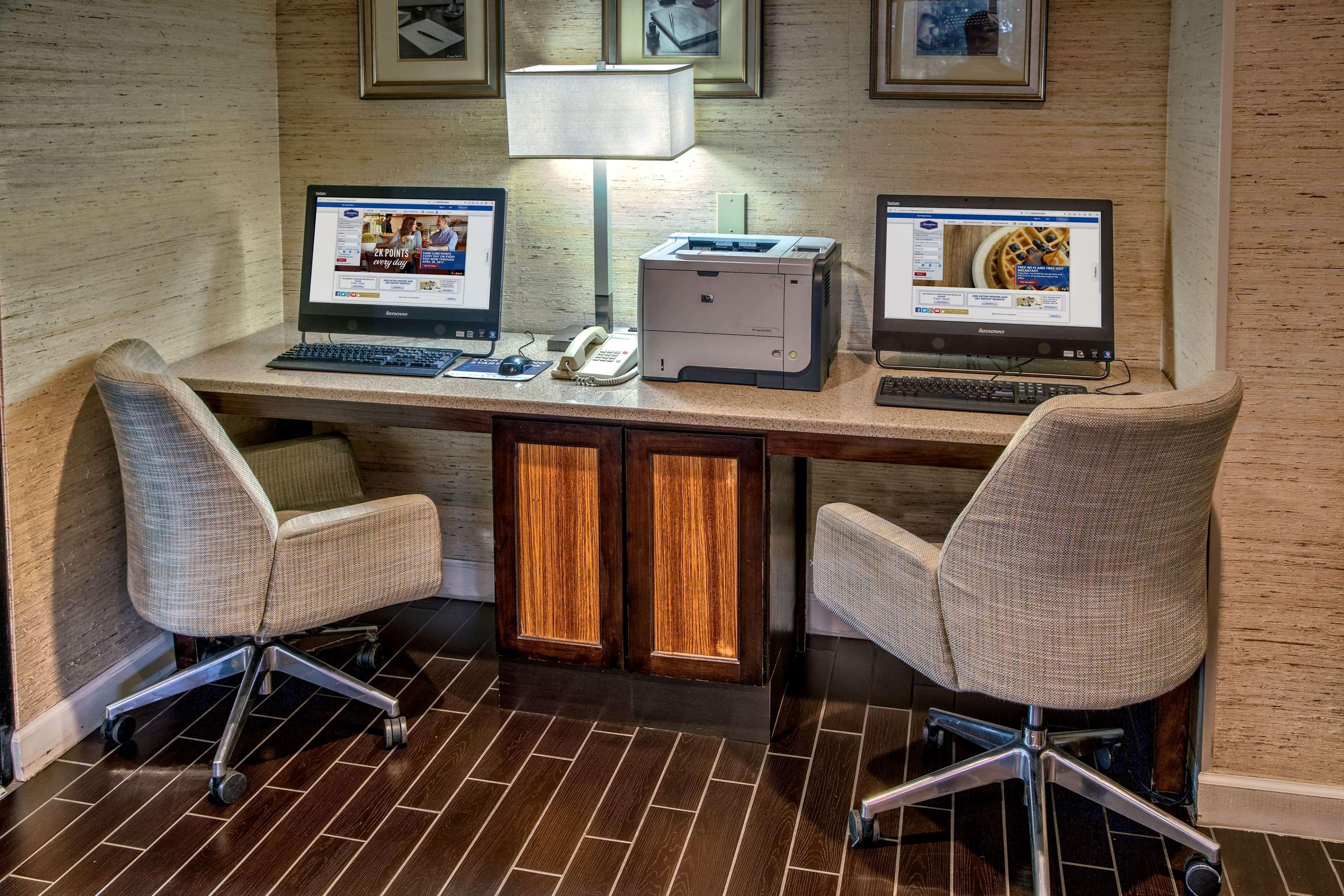 Hampton Inn Atlanta-Peachtree Corners/נורקרוס מראה חיצוני תמונה