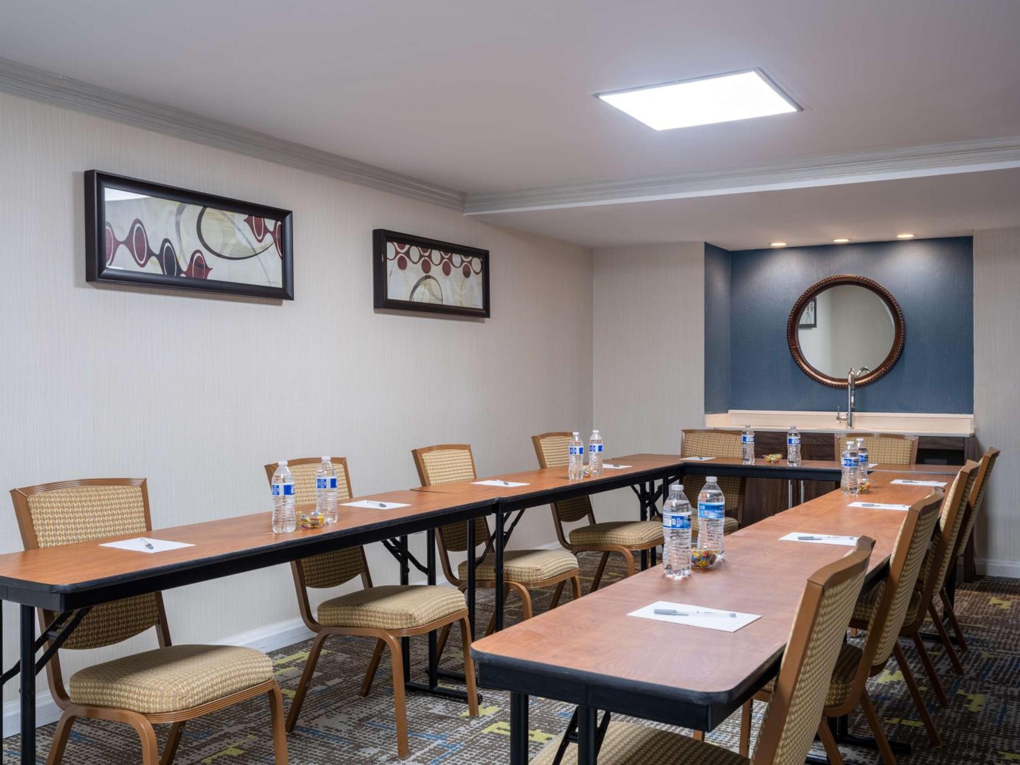Hampton Inn Atlanta-Peachtree Corners/נורקרוס מראה חיצוני תמונה