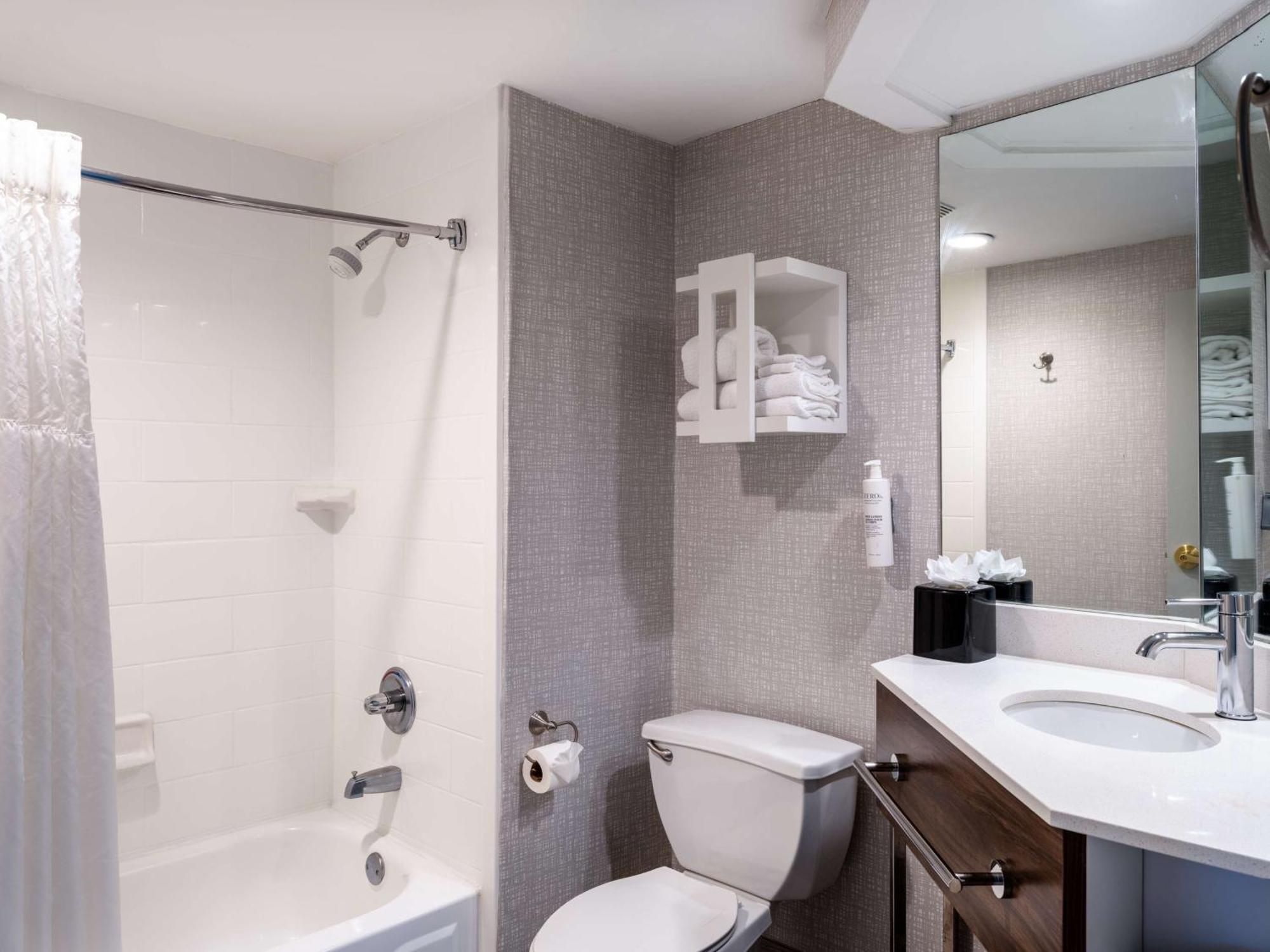 Hampton Inn Atlanta-Peachtree Corners/נורקרוס מראה חיצוני תמונה