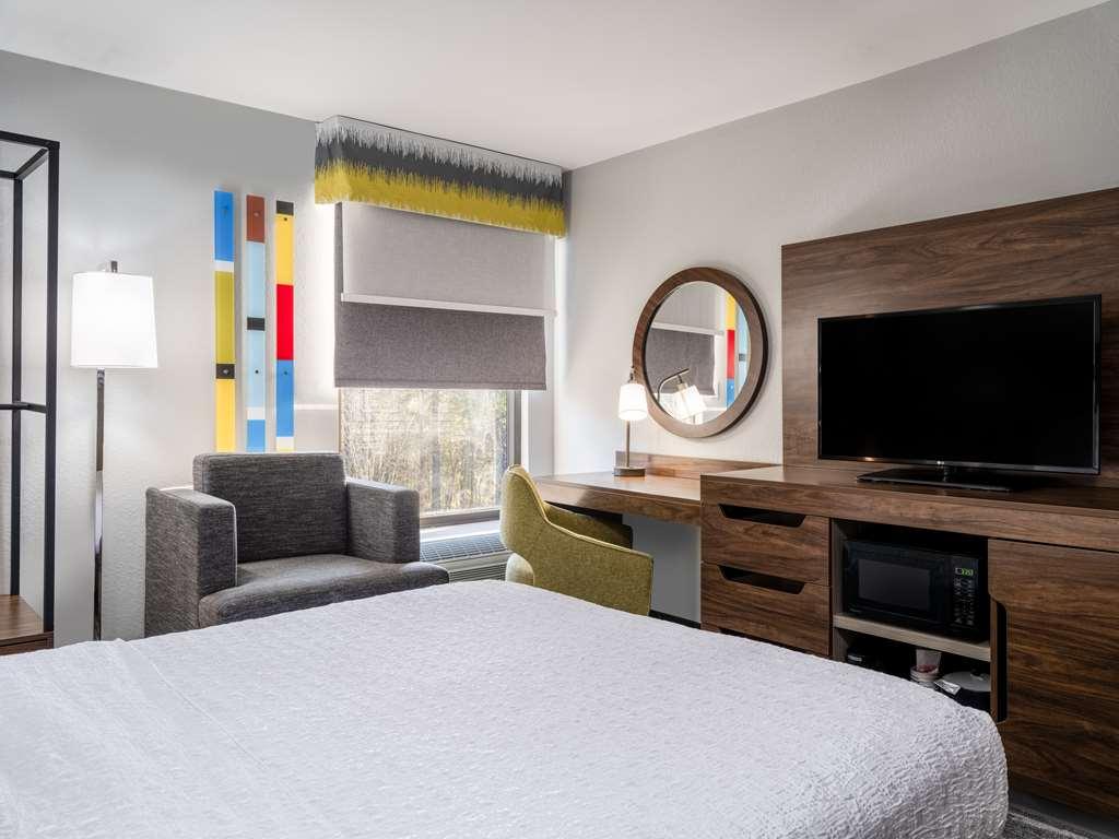 Hampton Inn Atlanta-Peachtree Corners/נורקרוס חדר תמונה