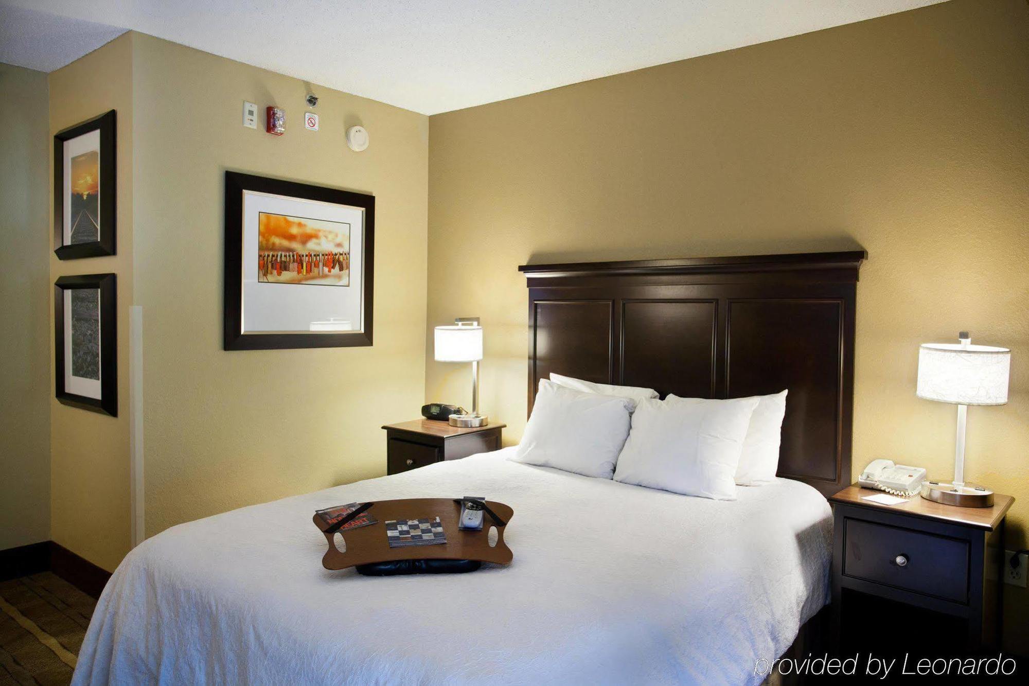 Hampton Inn Atlanta-Peachtree Corners/נורקרוס מראה חיצוני תמונה